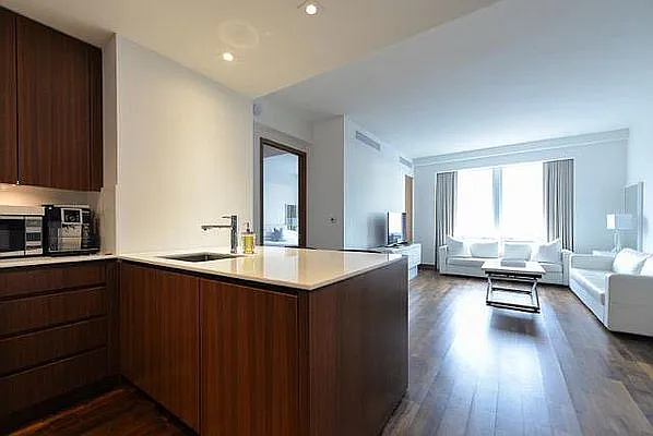 Rented by 212 Consulting Corp | media 28