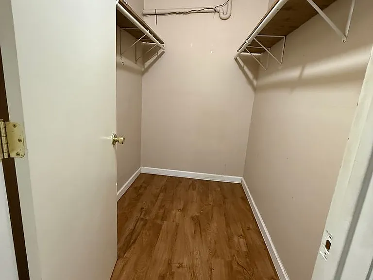 Harley Drive — Photo 5
