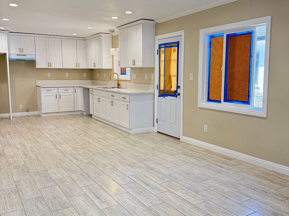 838 E 99th St, Los Angeles, CA 90002 | Zillow
