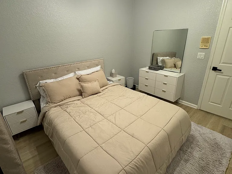 S Greenleaf Cir — Photo 11