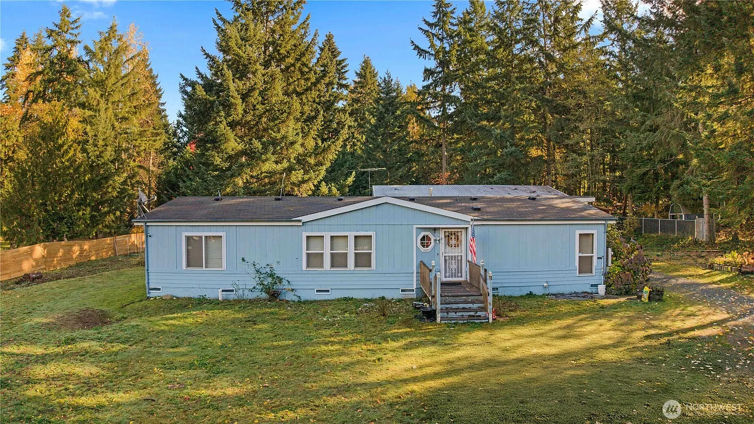 28207 73rd Avenue E photo 1