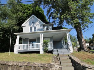 802 S Valley Ave, Olyphant, PA 18447