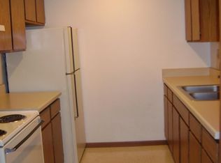 N90W17087 Appleton Ave APT 1, Menomonee Falls, WI 53051