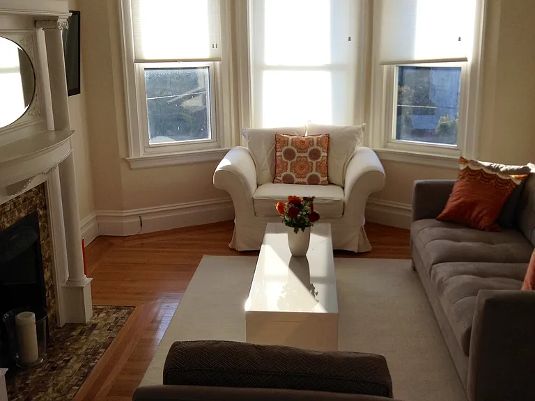 1123 Kansas St — Photo 1