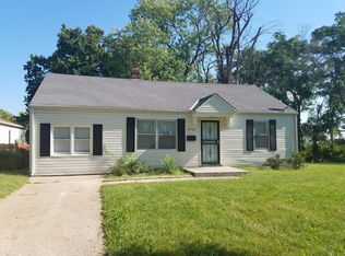 3721 Vineyard Rd, Kansas City, MO 64128