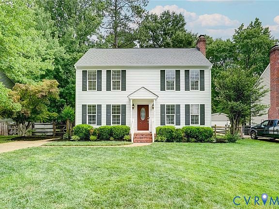 2nd image of 9724 Kingscroft Dr