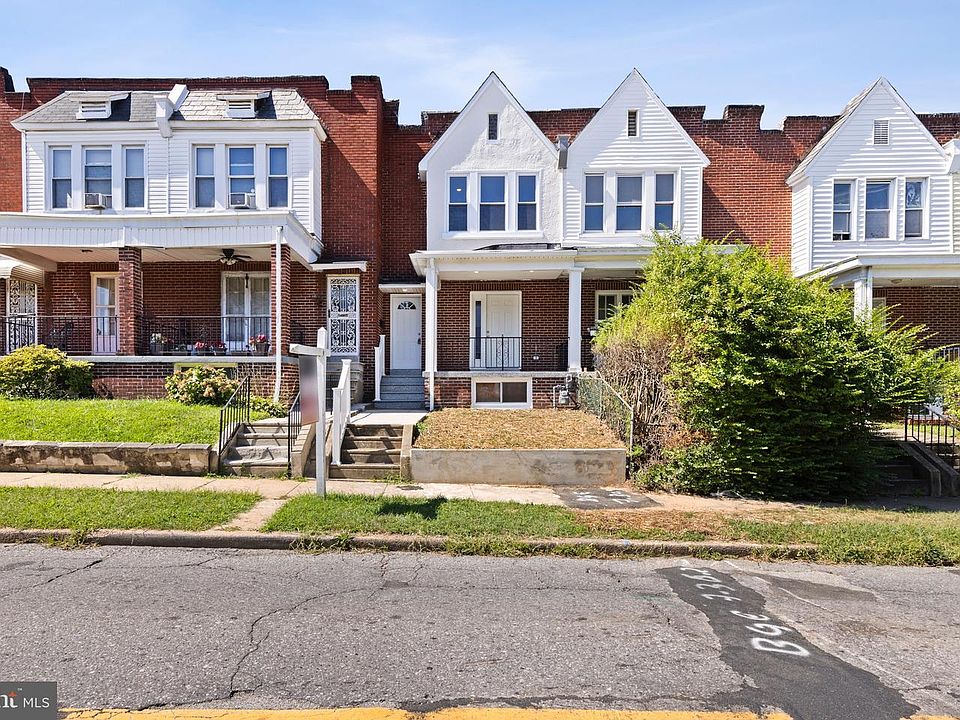 1st image of 1015 Bonaparte Ave
