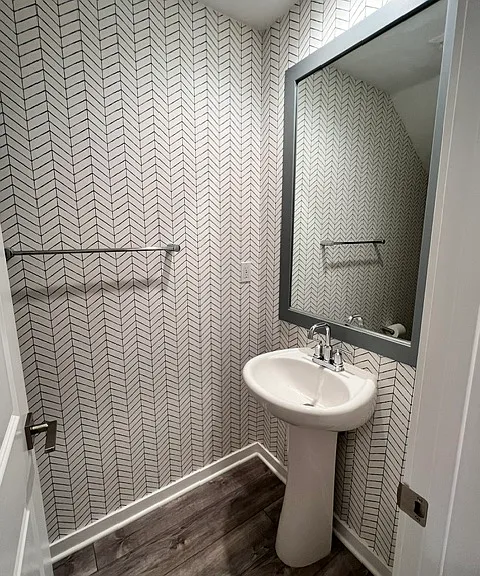4240 Horvath St #105 — Photo 4