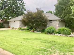 2005 Candace St, Ozark, MO 65721