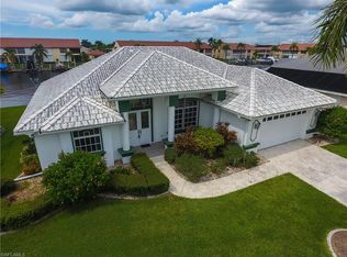 5604 SW 11th Pl, Cape Coral, FL 33914