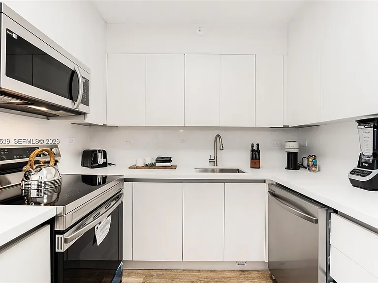 1500 Bay Rd #416S — Photo 13