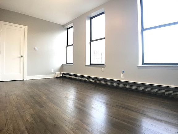4th image of 290 W 147th St #3
