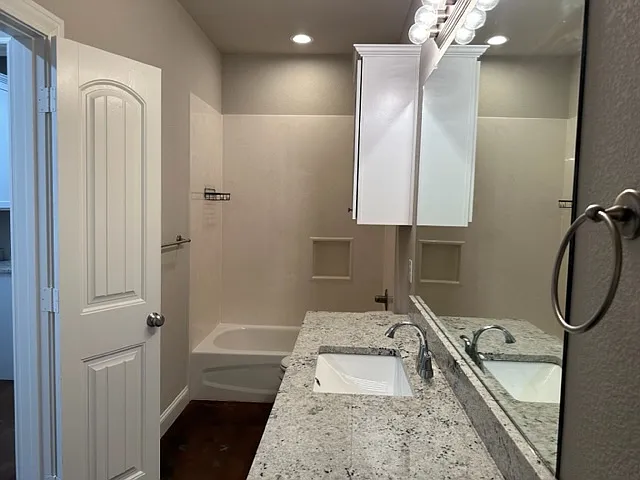 6405 Mammoth Springs Dr — Photo 8