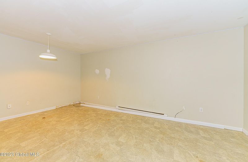 3rd image of 282 2nd Street