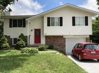 618 Briar Ave, Crete, NE 68333
