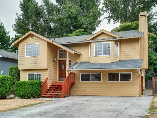 6417 27th Street NE, Tacoma, WA 98422
