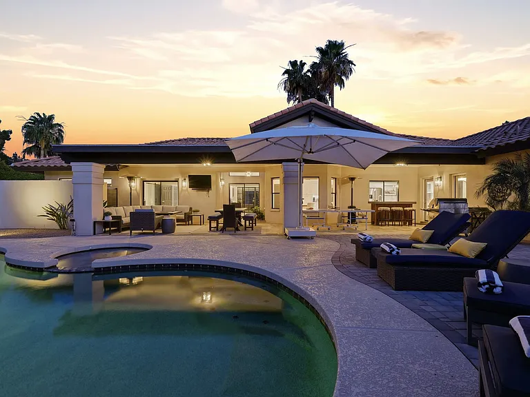 10636 E Desert Cove Ave — Photo 17