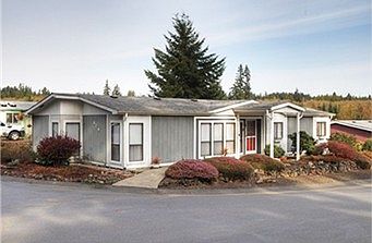 1st image of 579 NW Silver Glen Ln #64