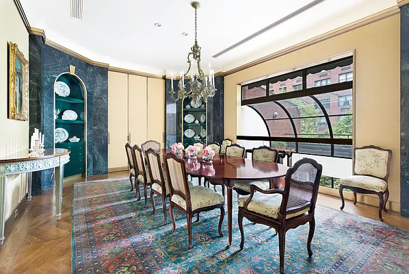 Sold by Centric Property Group | media 11