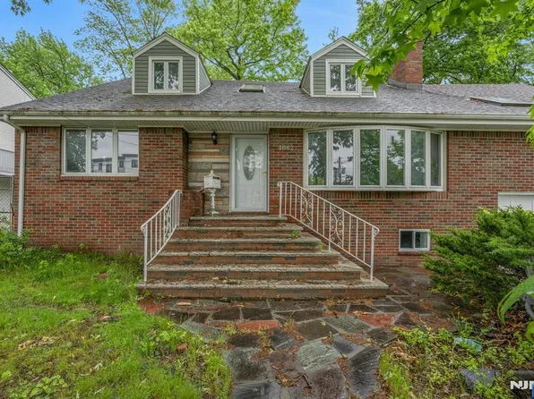 1082 Palisade Ave, Fort Lee, NJ 07024