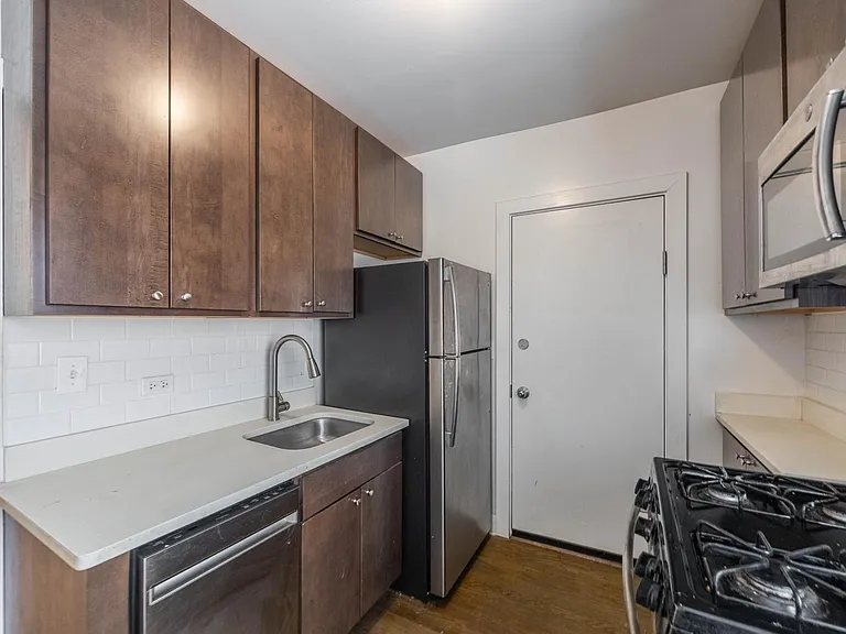 2643 N Spaulding Ave #3E — Photo 4