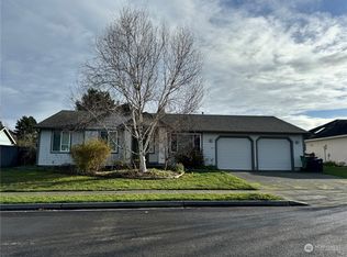 3217 F Ave, Anacortes, WA 98221