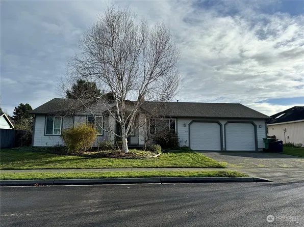 3217 F Avenue, Anacortes, WA 98221