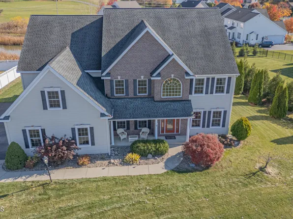 5 Teasdale Court, Watervliet, NY 12189