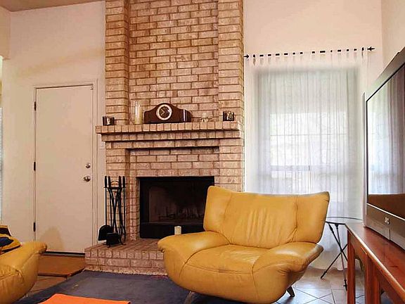 5th image of 1807 Thomas Ct