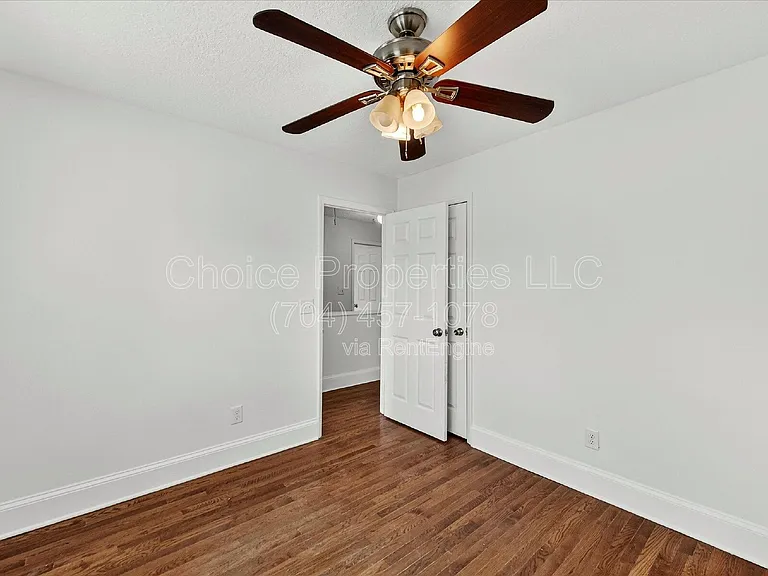 8413 Red Setter Ln — Photo 28