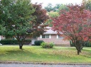 10 Oak Ridge Rd, Washington, NJ 07882