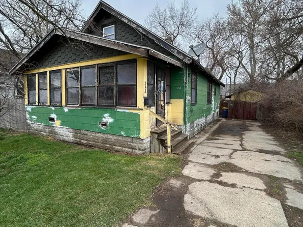 353 Fox St SW, Grand Rapids, MI 49507