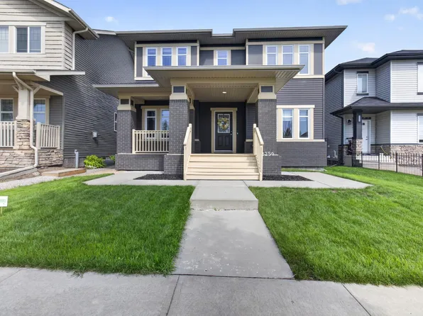 2250 Aspen Trl, Strathcona County, AB T8H 0W3