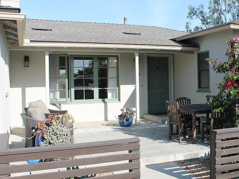 3711 Eagle St — Photo 3