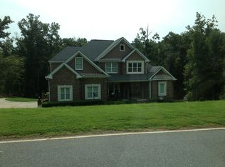 104 Chastain Dr, Forsyth, GA 31029