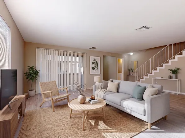 20251 Cohasset St Unit 5, Winnetka, CA 91306