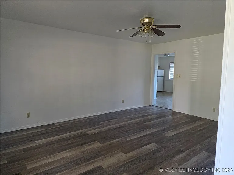 3329 E 47th Pl — Photo 5