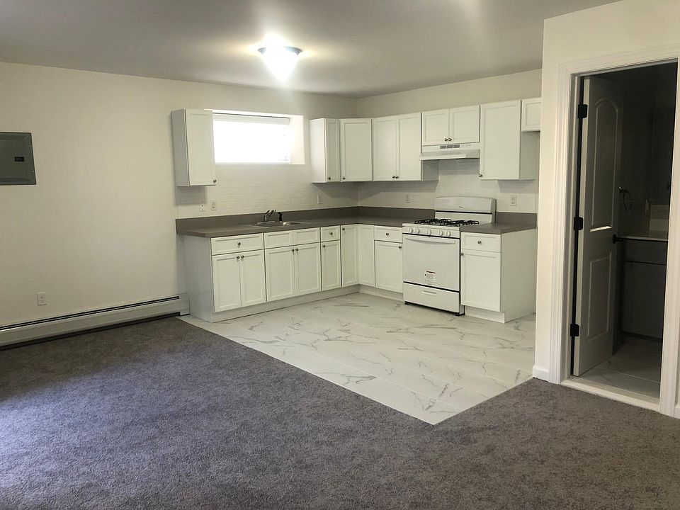 1st image of 171 Pleasant Plains Ave