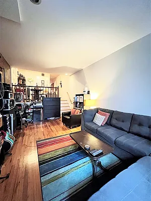 Rented by City Connections Realty | media 4
