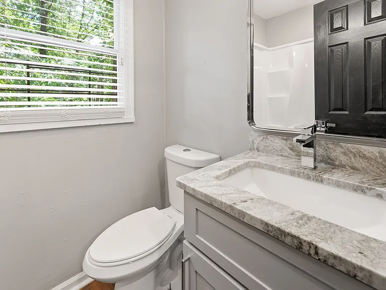 807 Bonneville Ter NW — Photo 3