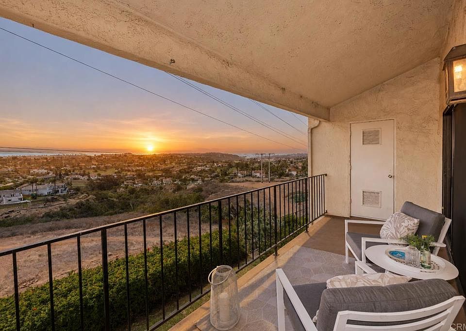 1st image of 3161 Vista Mar