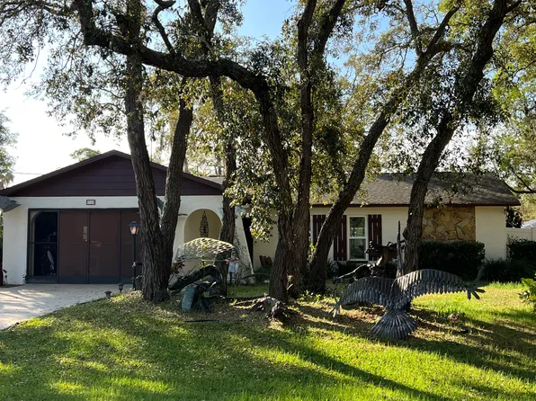 8160 Alhambra Ct, Spring Hill, FL 34606