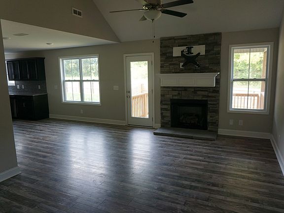 3rd image of 1141 Eagles View Dr