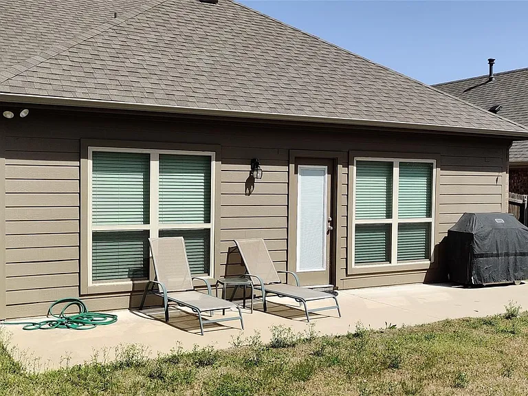 9821 Prairie Dog Ln — Photo 20