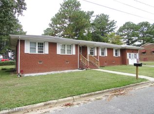 104 S Haines St, Williamston, NC 27892