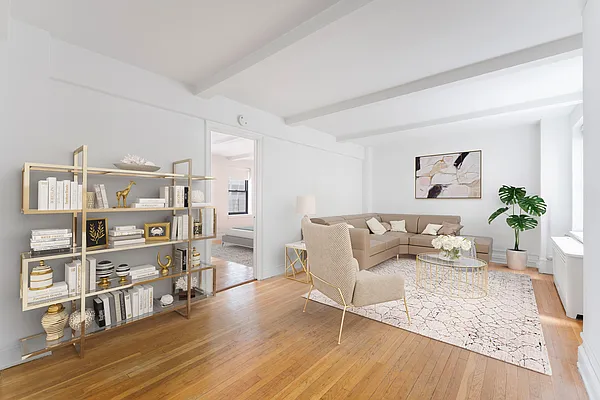 Rented by Grand Group Realty | media 1