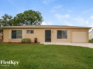 2523 Roxbury Cir, North Port, FL 34287