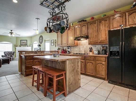 3rd image of 1213 Glen Ellen Ct