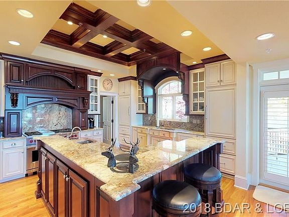 4th image of 40 Brookhaven Ct