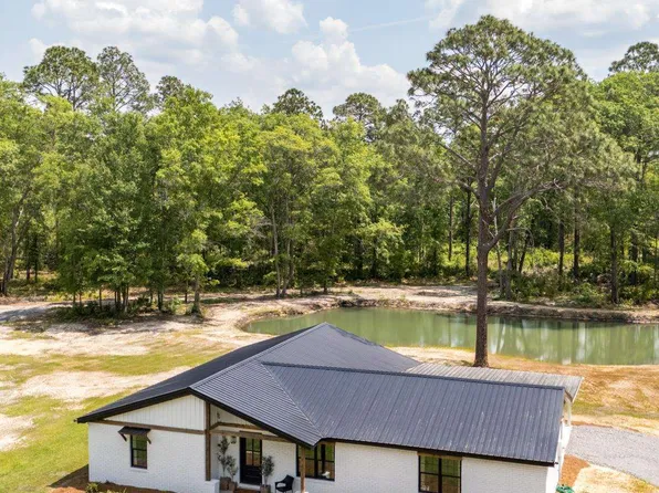 134 Gardenia Cir, Baxley, GA 31513